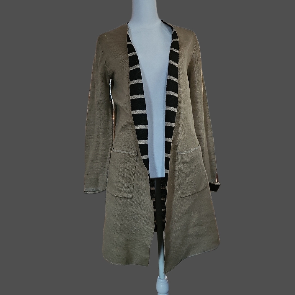 Apt. 9 Tan and Black Open-Front Cardigan
